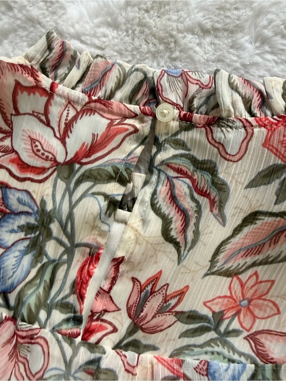 NWOT Ann Taylor Loft Floral Puff-Sleeve Blouse